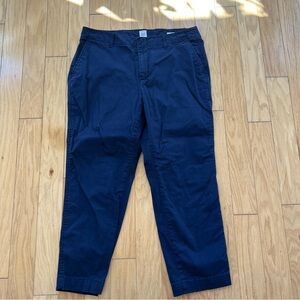 GAP Women’s Downtown Khaki